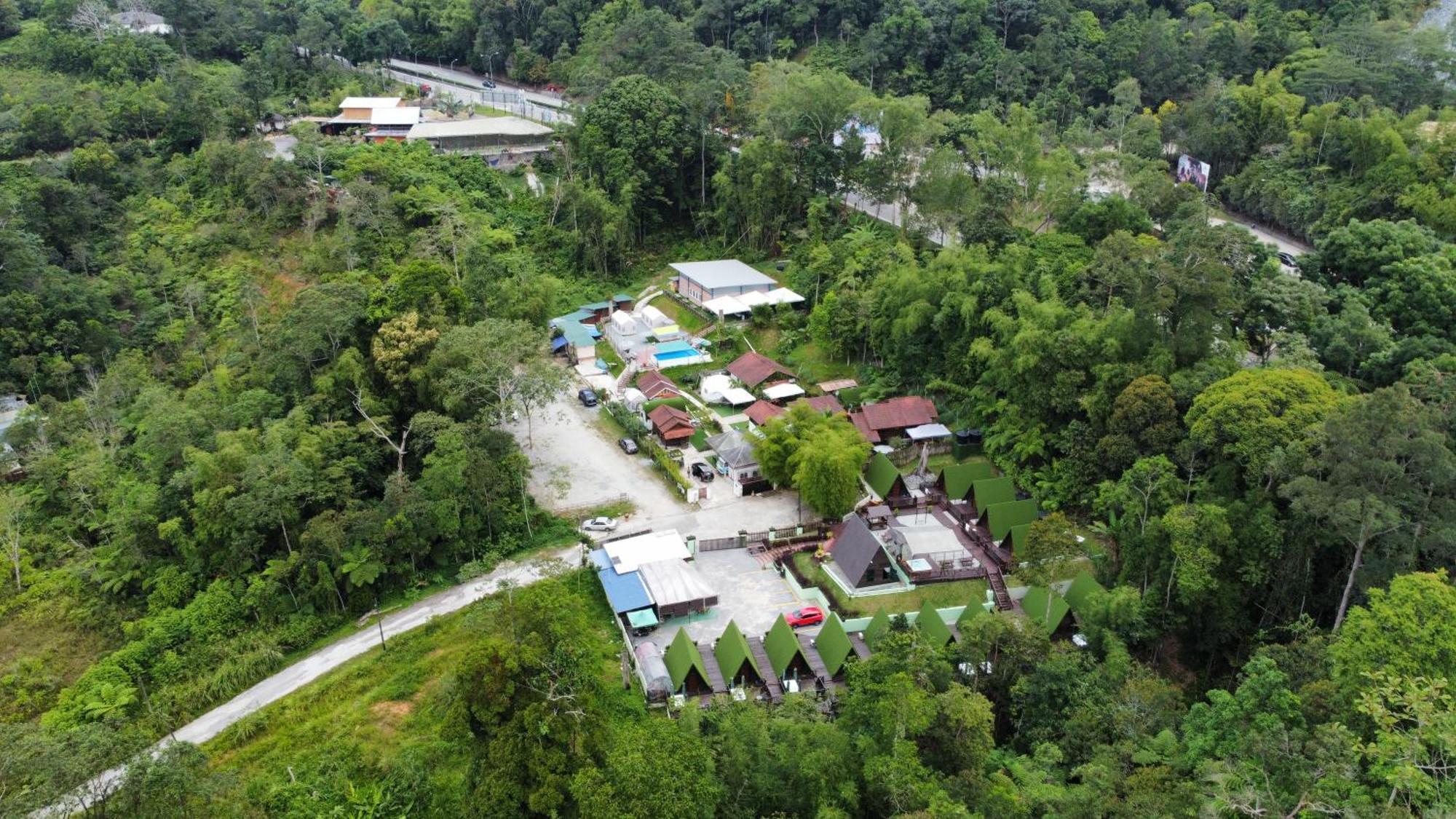 Genting Greenwoods Tiny Houses & Events Hall مرتفعات جنتنغ المظهر الخارجي الصورة